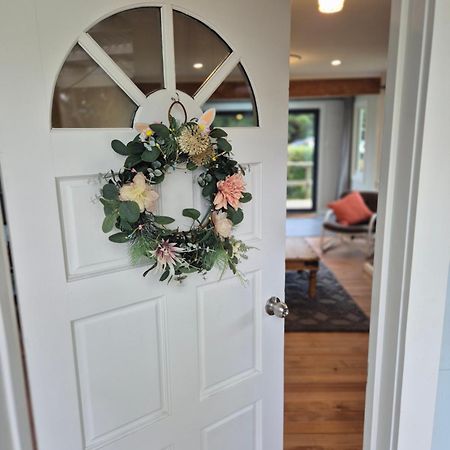 Cosy Getaway In Manapouri Villa Kültér fotó