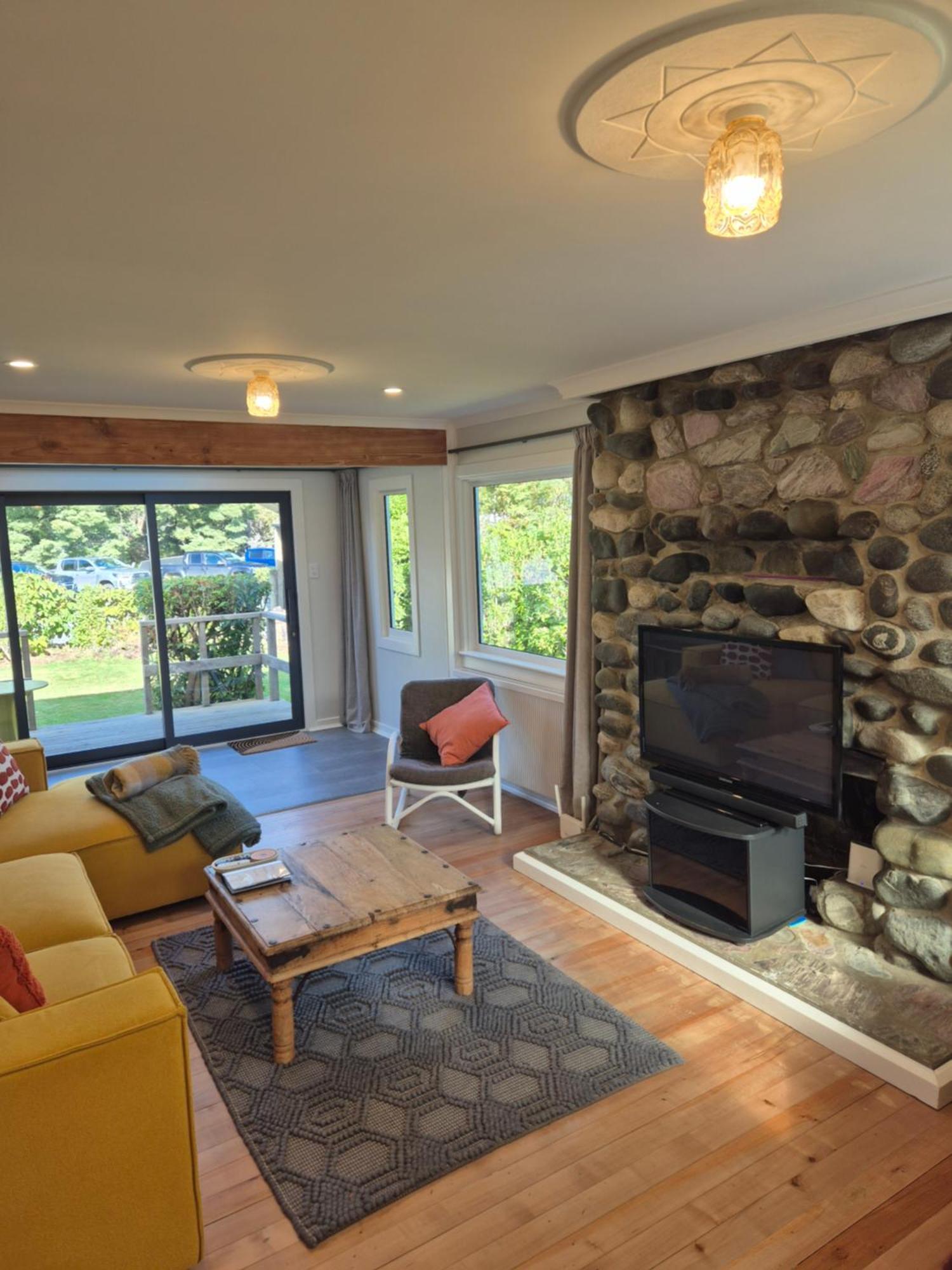 Cosy Getaway In Manapouri Villa Kültér fotó